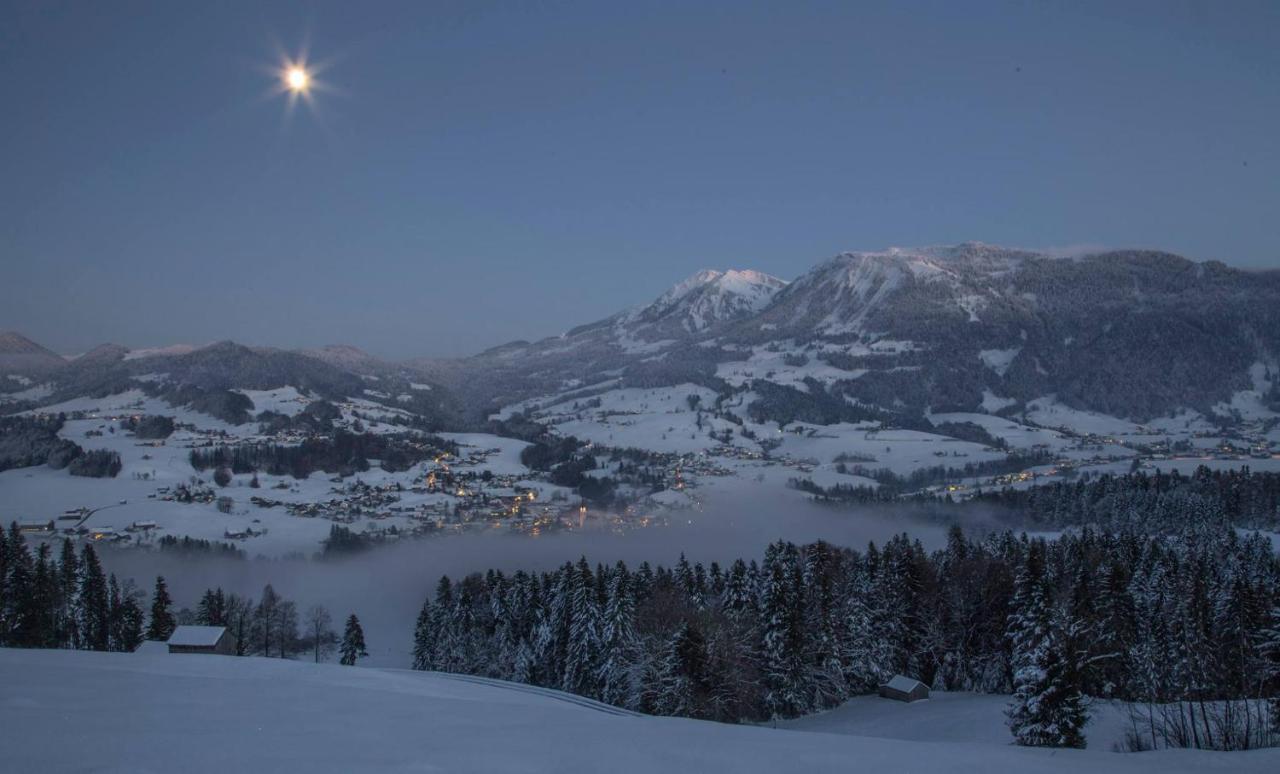 Ninis - Ferienhaus Im Bregenzerwald Egg Bagian luar foto